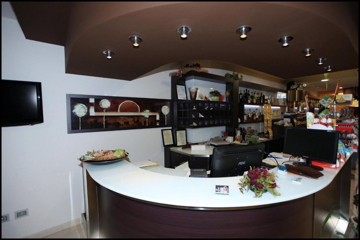 Hotel Cliche San Lucido Kültér fotó