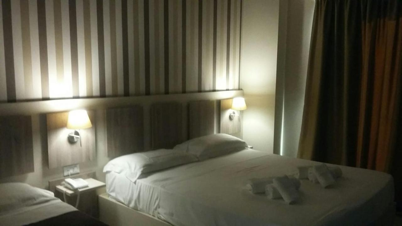 Hotel Cliche San Lucido Kültér fotó