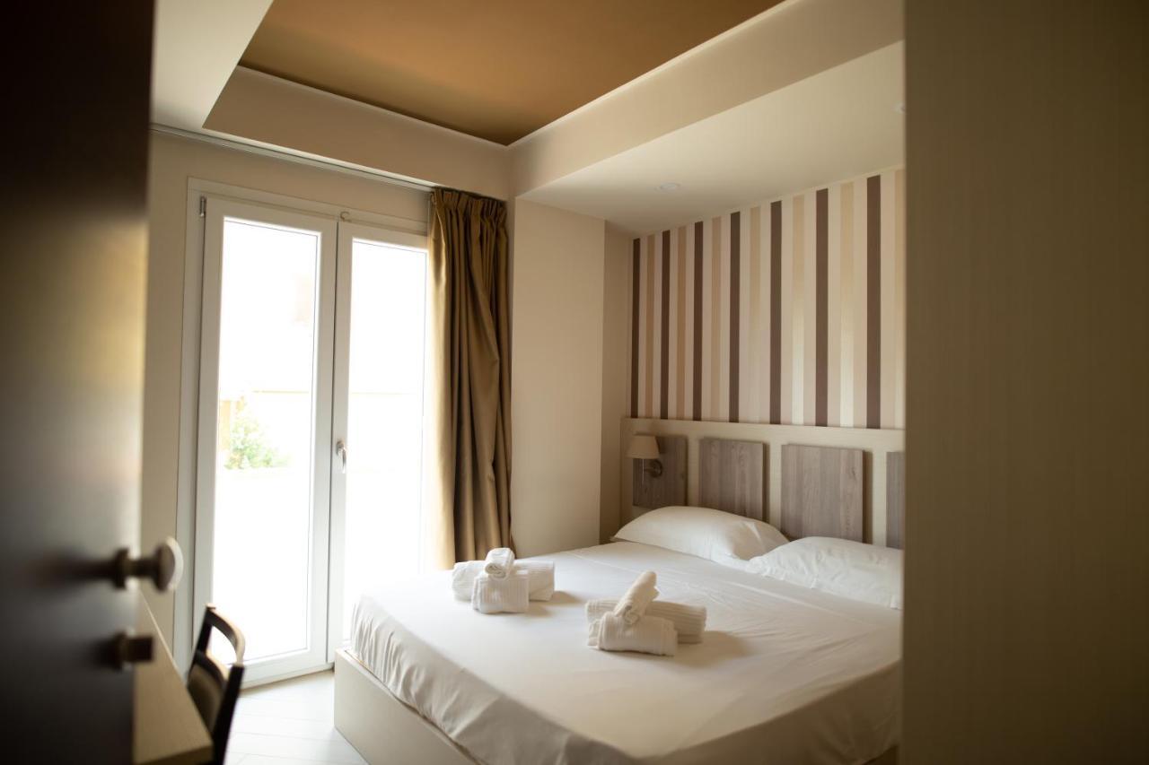 Hotel Cliche San Lucido Kültér fotó