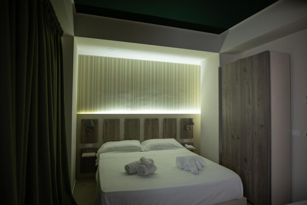 Hotel Cliche San Lucido Kültér fotó