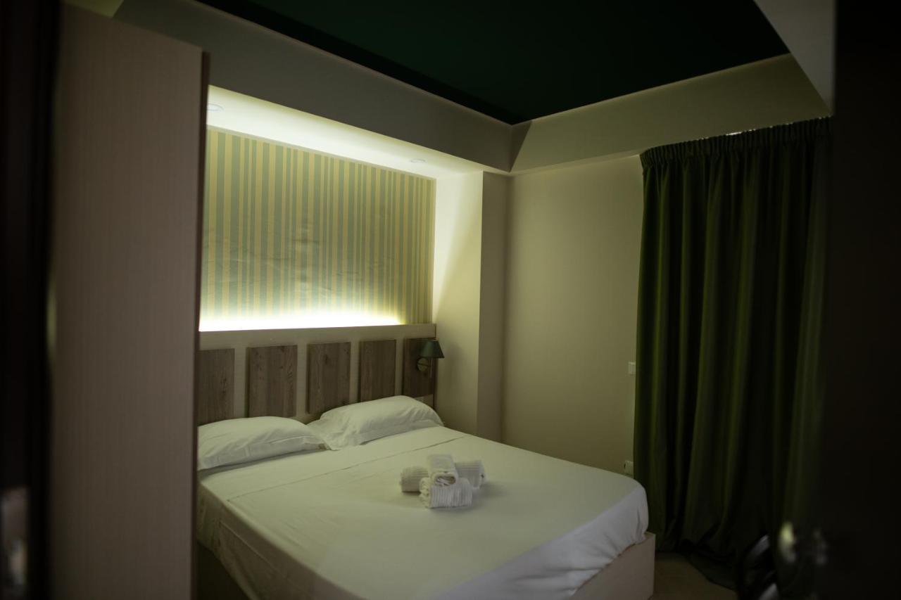 Hotel Cliche San Lucido Kültér fotó